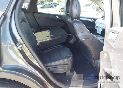 2020 Ford Escape Se Sport Hybrid z USA, uszkodzony, nr VIN 1FMCU0BZ3LUC49186